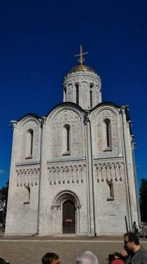18232095_m.jpg